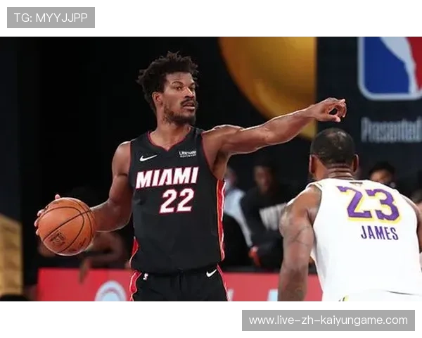 俱乐部社媒发布球员家中训练短片,粉丝热评连连 俱乐部社媒发布球员家中训练短片,粉丝热评连连